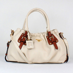 프라다 8813 베이지 YZ