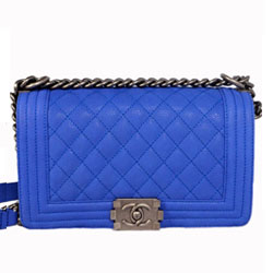 샤넬 이지 캐비어 보이백 미듐 블루
