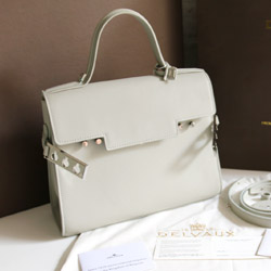 델보 톰페트 tempete