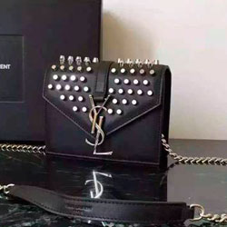 입생로랑 스터드 플랩 숄더백