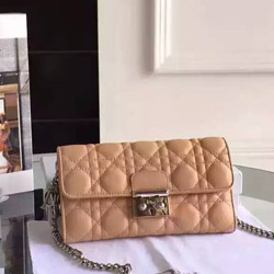 크리스찬 디올 램스킨 woc 크로스백 베이지