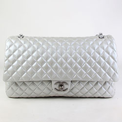 샤넬 점보 플랩백 실버 46cm