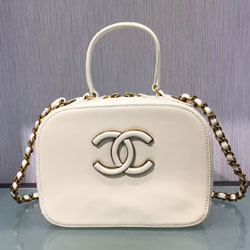 샤넬 토드 숄더백 화이트