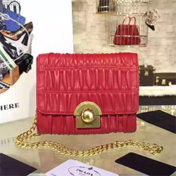 프라다 체인 크로스백 레드