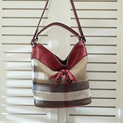 버버리 호보숄더백