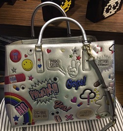 안야힌드마치 신상 가방 실버