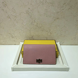 펜디 셀러리아 파우치 0362