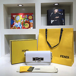 펜디 3바게트 미니 크로스백 720