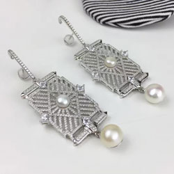 에이피엠 귀걸이 