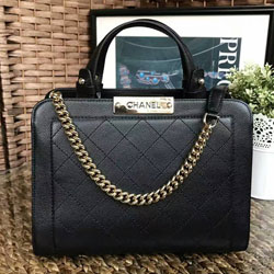 샤넬 클래식 토트백