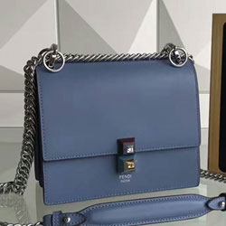 펜디 크로스백 0381