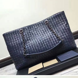 보테가 베네타 B7640