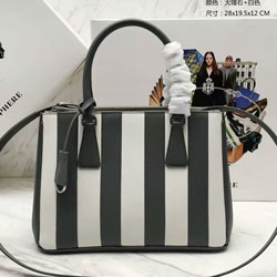 프라다 신상 가방 1BA863