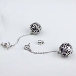 크리스찬디올 귀걸이