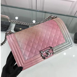 샤넬 보이백 캐비어 플랩백