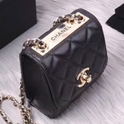샤넬 클래식 캐비어  MINI 11cm C-181213
