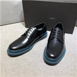 보테가  BV-567383