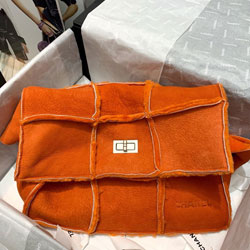 샤넬 플랩 백 A95868