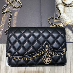 샤넬 플랩 WOC백 19cm 200113