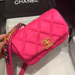 샤넬 19 웨이스트 백 AS1163