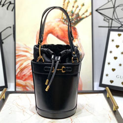 구찌 버킷백 637115