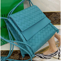 보테가베네타 크로스백 BV631467