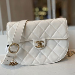 샤넬 플랩 백 AS2485