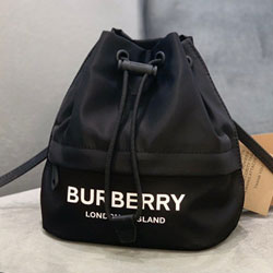 버버리 버킷백 BR0633
