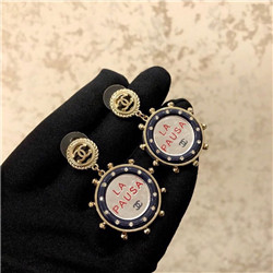 샤넬  CH-759384937