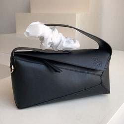 로에베 크로스백 LO-0229