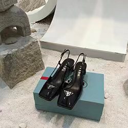 프라다 P-748374387