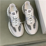 지방시 G-65384738