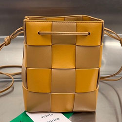 보테가 베네타 숄더백 680218