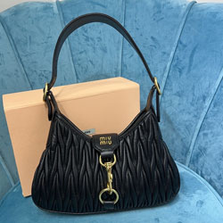 미우미우 숄더백 5BC157