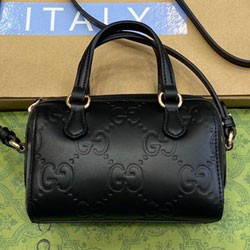 구찌 숄더백 790130