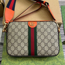 구찌 숄더백 699439