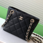 샤넬 핸드백 AP4422