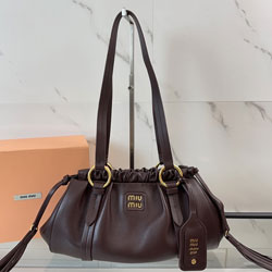 미우미우 숄더백 5BG306
