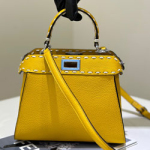 펜디 핸드백 8522