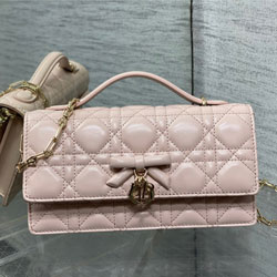 크리스찬디올 숄더백 M2602